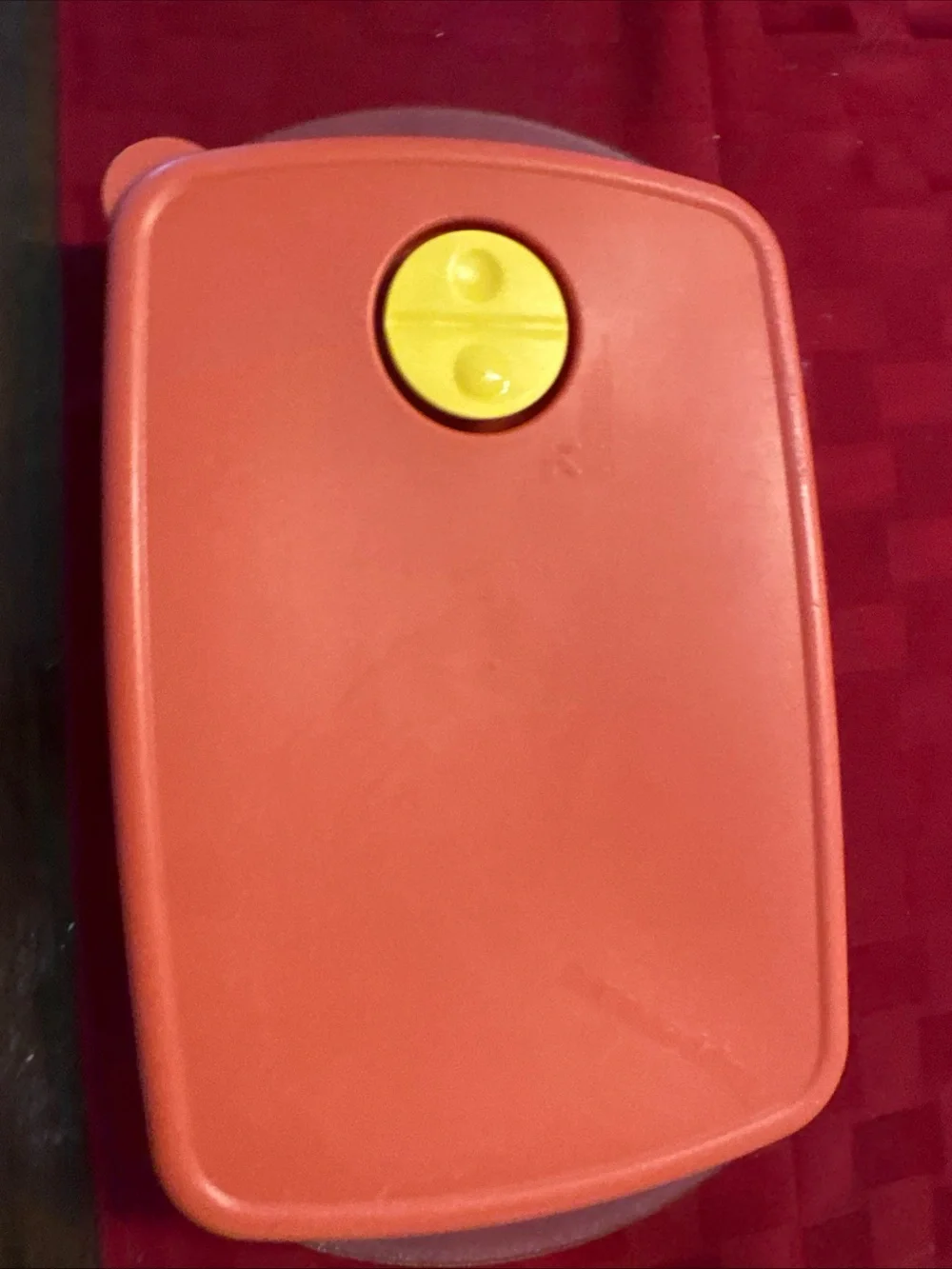 Tupperware  rock & serve Storage Container with Yellow Vent Lid